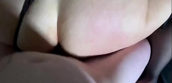  Amateur Slut Wife Begs For Ass to Mouth